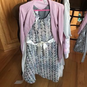Girls dress